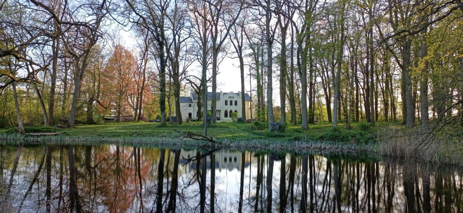 Herrenhaus Harmshagen Testorf-Steinfort Exterior photo